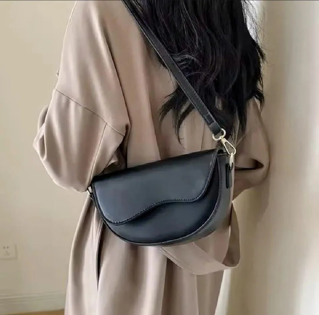 Girl's crossbody bag