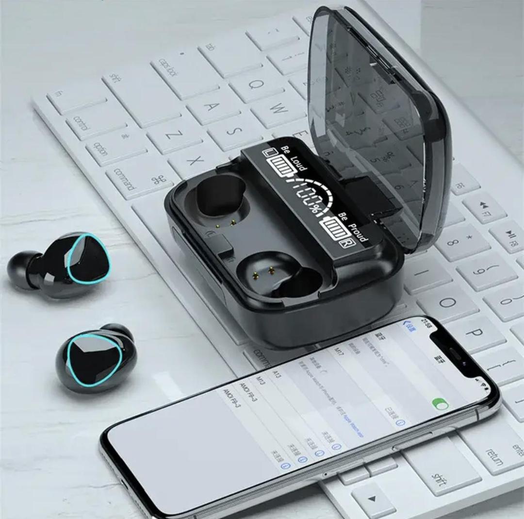 Long - lasting battery with fast charge earbuds